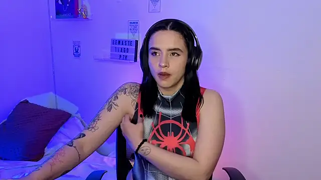 Emily Lindey online show from 03/31/26, 05:41