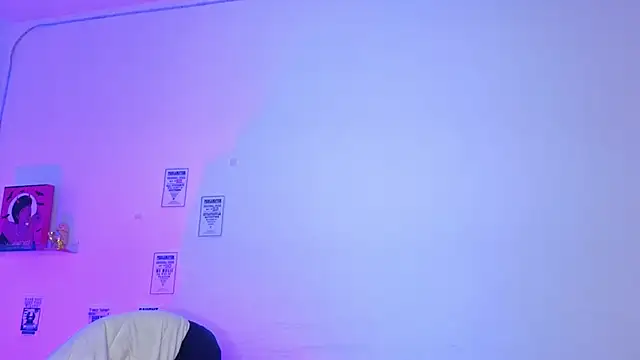 Emily Lindey online show from 04/11/26, 07:45