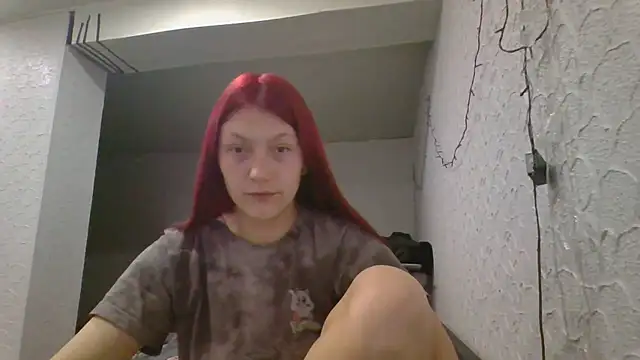 luna tt online show from 03/19/26, 04:33