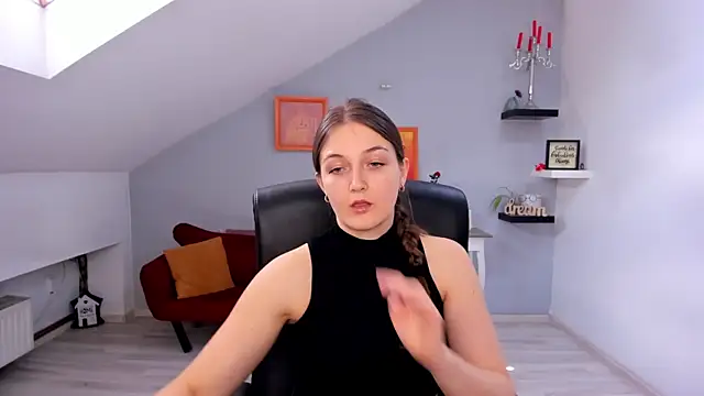 AnneWilsonn online show from 04/16/26, 10:27