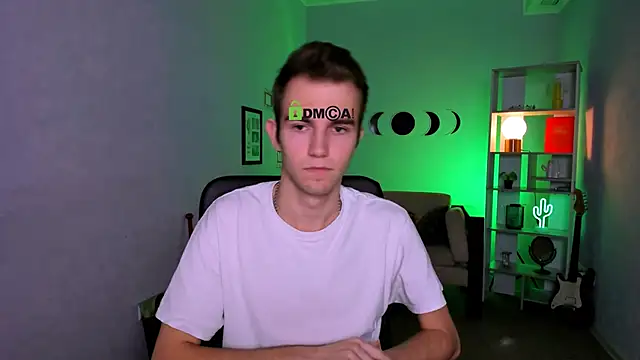 Snapshot of astren_villo chatting on 12/03/25, 01:20 astren villo online show from 12/03/25, 01:20