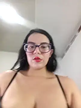 Snapshot of Damasexyviolet chatting on 10/16/25, 01:17 Damasexyviolet online show from 10/16/25, 01:17