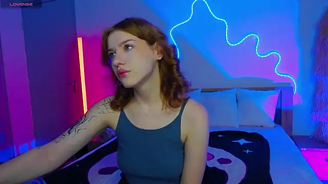 MeganNewCat online show from 11/20/25, 01:33