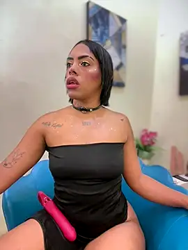 NovaFoxx online show from 10/22/25, 01:22