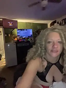 queenkelly1234 online show from 10/29/25, 02:36