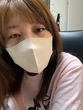 Snapshot of ichika_2_ chatting on 07/16/26, 01:06 ichika 2 online show from 07/16/26, 01:06