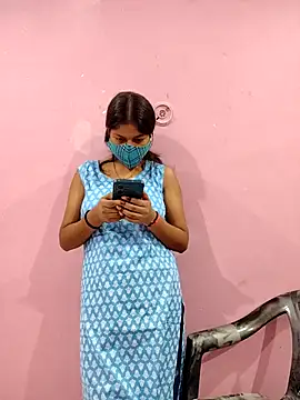 Aaliya g online show from 10/13/25, 04:51