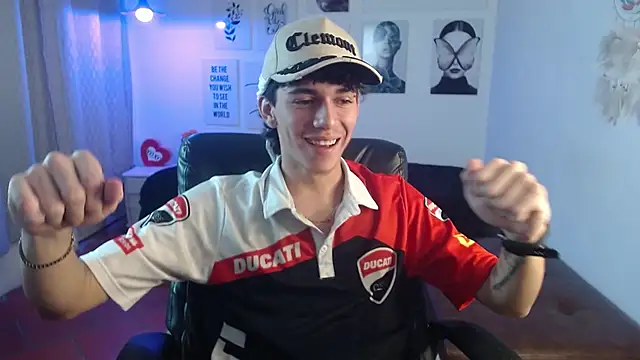 AmethystShadow17 online show from 02/05/26, 07:29