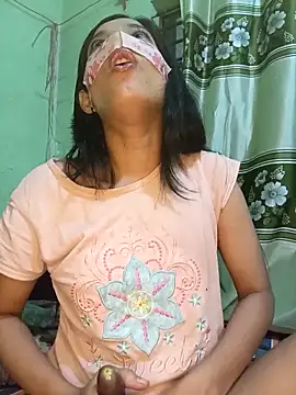 Snapshot of Night_Queen3 chatting on 10/22/25, 10:20 Night Queen3 online show from 10/22/25, 10:20