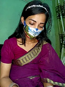 Snapshot of Night_Queen3 chatting on 11/06/25, 08:10 Night Queen3 online show from 11/06/25, 08:10