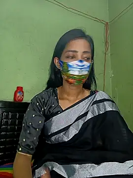 Snapshot of Night_Queen3 chatting on 11/07/25, 04:29 Night Queen3 online show from 11/07/25, 04:29