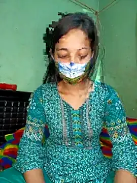 Snapshot of Night_Queen3 chatting on 11/08/25, 06:07 Night Queen3 online show from 11/08/25, 06:07