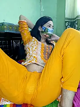 Snapshot of Night_Queen3 chatting on 11/21/25, 09:19 Night Queen3 online show from 11/21/25, 09:19