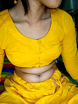 Snapshot of Night_Queen3 chatting on 11/30/25, 03:49 Night Queen3 online show from 11/30/25, 03:49