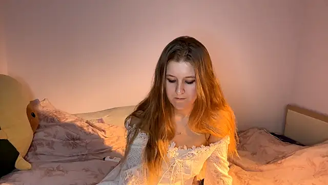 Snapshot of AnnamariaVieu chatting on 10/19/25, 06:41 AnnamariaVieu online show from 10/19/25, 06:41