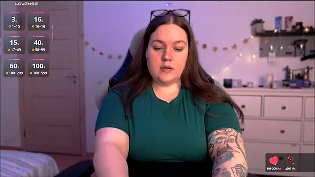 Snapshot of SummerTina chatting on 02/07/25, 03:19 SummerTina online show from 02/07/25, 03:19