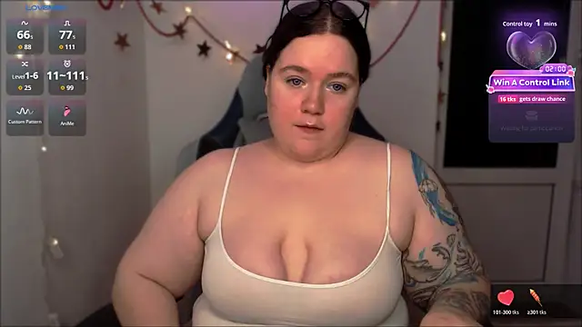 SummerTina online show from 12/22/25, 11:24