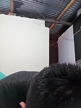 WIlGar1993 online show from 12/22/25, 02:03