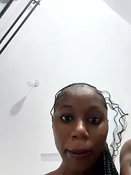 Snapshot of NyahHeat chatting on 01/13/26, 08:25 NyahHeat online show from 01/13/26, 08:25