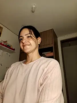 Snapshot of Wanda_live chatting on 10/15/25, 02:33 Wanda live online show from 10/15/25, 02:33