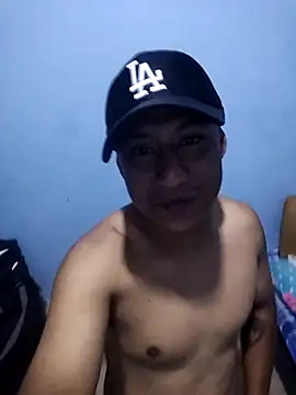 Snapshot of RennySem chatting on 10/14/25, 12:00 RennySem online show from 10/14/25, 12:00