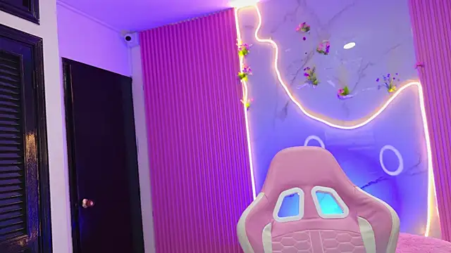 dafne17  online show from 04/14/26, 08:20