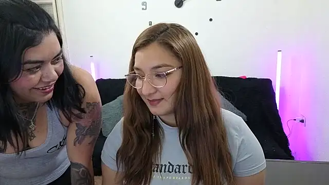 Snapshot of lesb_milf chatting on 02/05/26, 12:15 lesb milf online show from 02/05/26, 12:15