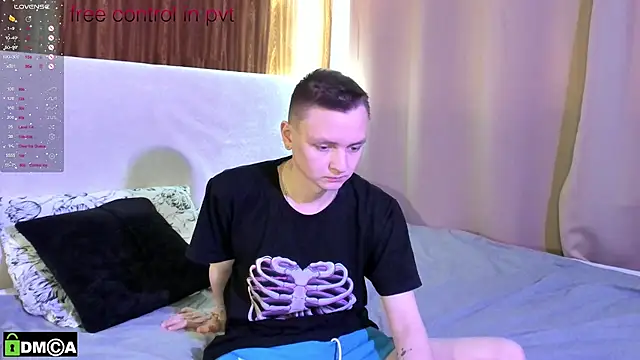 Logan mett online show from 11/25/25, 11:43