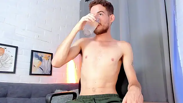 MATEO HUNTER online show from 10/19/25, 05:24