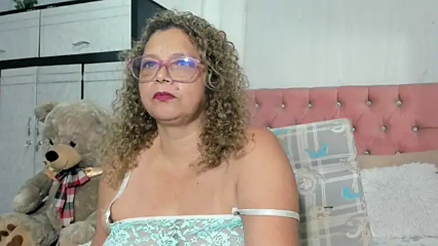 victoriaborunys online show from 03/25/26, 05:24