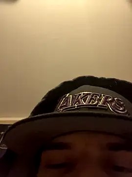 CarmeloA online show from 11/22/25, 01:04