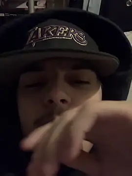 CarmeloA online show from 12/17/25, 07:36