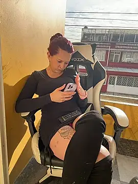 Zoe fire online show from 11/20/25, 12:27