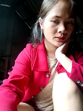 Snapshot of Lyssa-a chatting on 10/26/25, 01:11 Lyssa-a online show from 10/26/25, 01:11