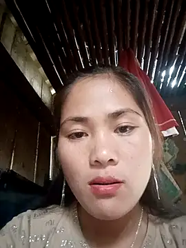 Snapshot of Lyssa-a chatting on 11/08/25, 04:01 Lyssa-a online show from 11/08/25, 04:01