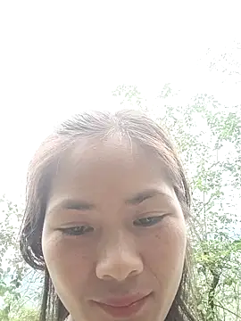 Snapshot of Lyssa-a chatting on 11/14/25, 04:11 Lyssa-a online show from 11/14/25, 04:11