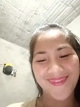 Snapshot of Lyssa-a chatting on 11/16/25, 01:28 Lyssa-a online show from 11/16/25, 01:28