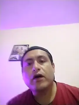 Snapshot of checheludo23 chatting on 02/21/26, 12:55 checheludo23 online show from 02/21/26, 12:55