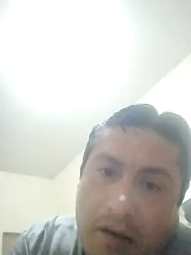 Snapshot of checheludo23 chatting on 02/23/26, 04:32 checheludo23 online show from 02/23/26, 04:32