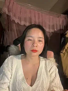 Listen-ly online show from 12/19/25, 03:19