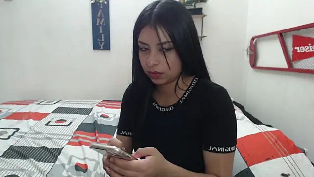 Snapshot of Lya_Hall_ chatting on 02/14/26, 07:32 Lya Hall online show from 02/14/26, 07:32