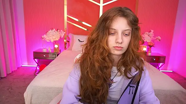 CuteeFoxy online show from 12/17/25, 01:50