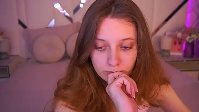 CuteeFoxy online show from 05/19/26, 12:55