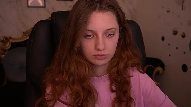 CuteeFoxy online show from 05/22/26, 12:44