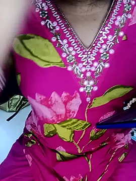 Varsh rani1 online show from 10/14/25, 11:22
