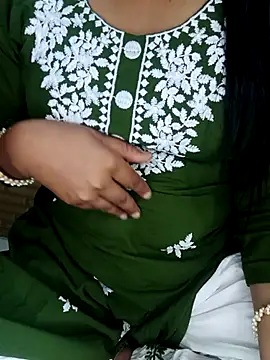 Varsh rani1 online show from 10/15/25, 06:24
