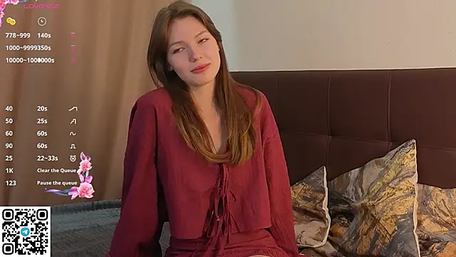 Erosyne online show from 11/30/25, 05:06