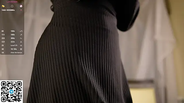 Erosyne online show from 04/24/26, 05:15