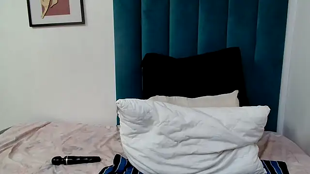 Snapshot of Babyface201 chatting on 11/07/25, 11:05 Babyface201 online show from 11/07/25, 11:05