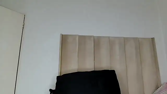 Snapshot of Babyface201 chatting on 12/05/25, 11:30 Babyface201 online show from 12/05/25, 11:30